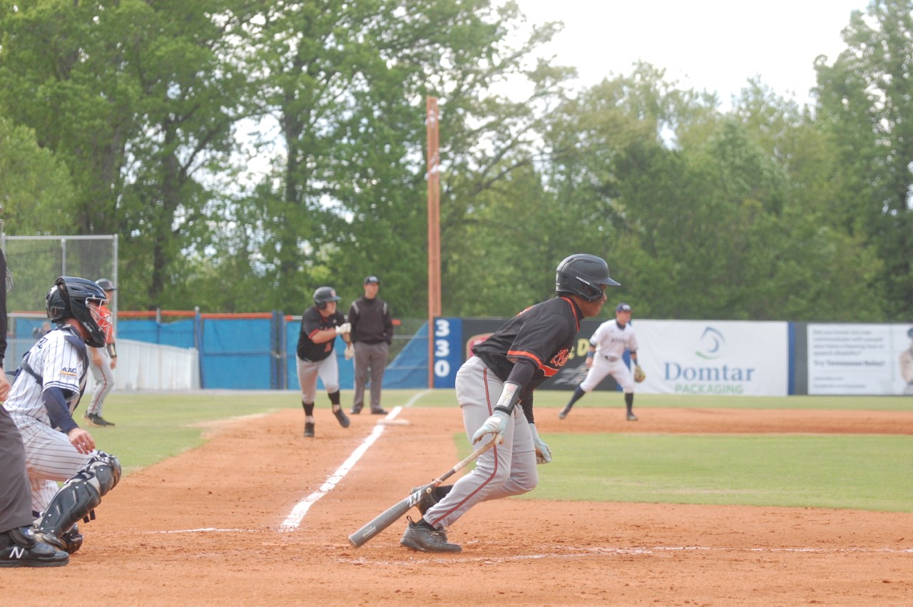 Bulldogs top Bears in AAC opener, will face top seed Wesleyan Thursday