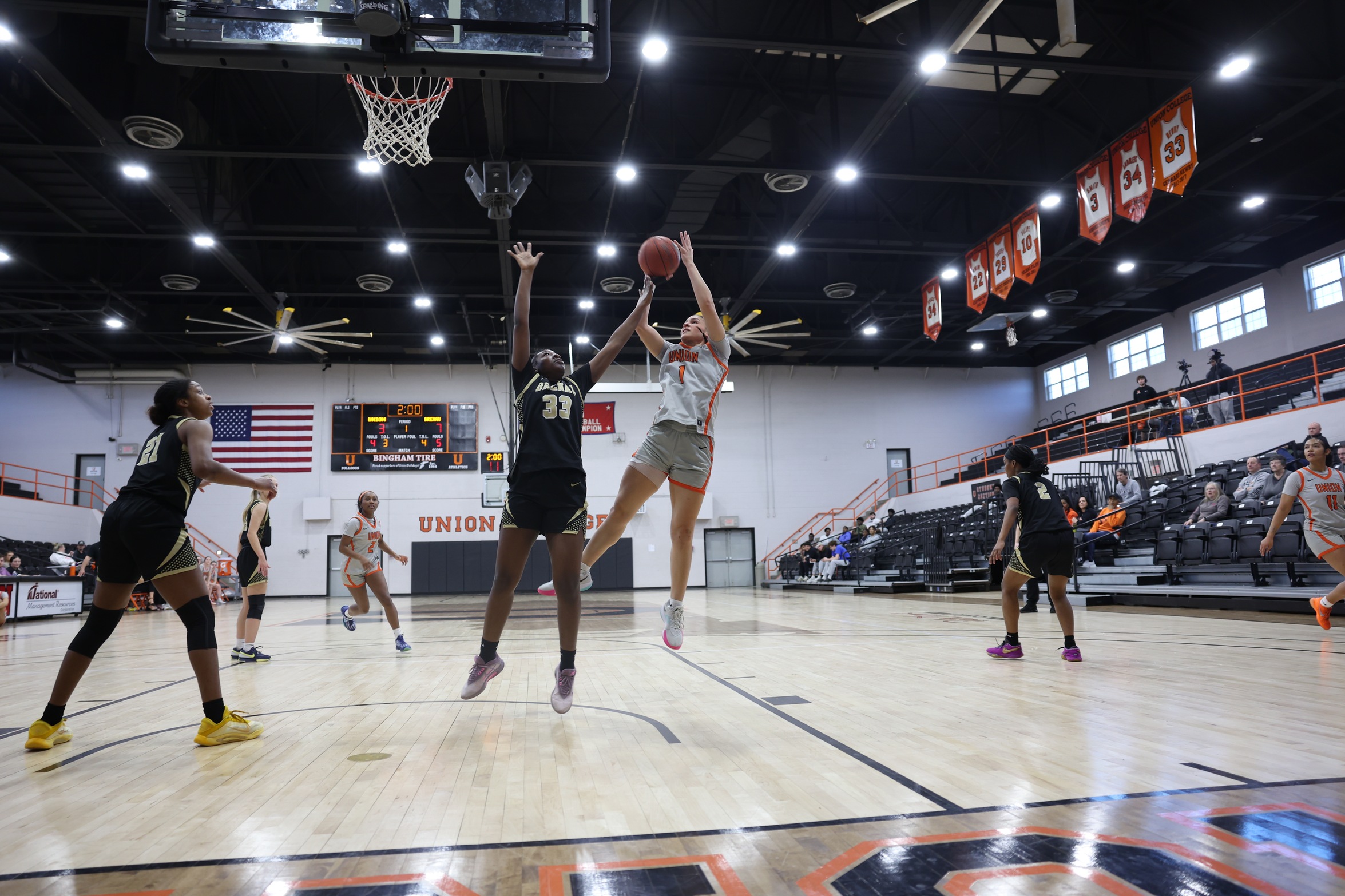 Bulldogs Cruise to Victory Over Brenau, 59-38