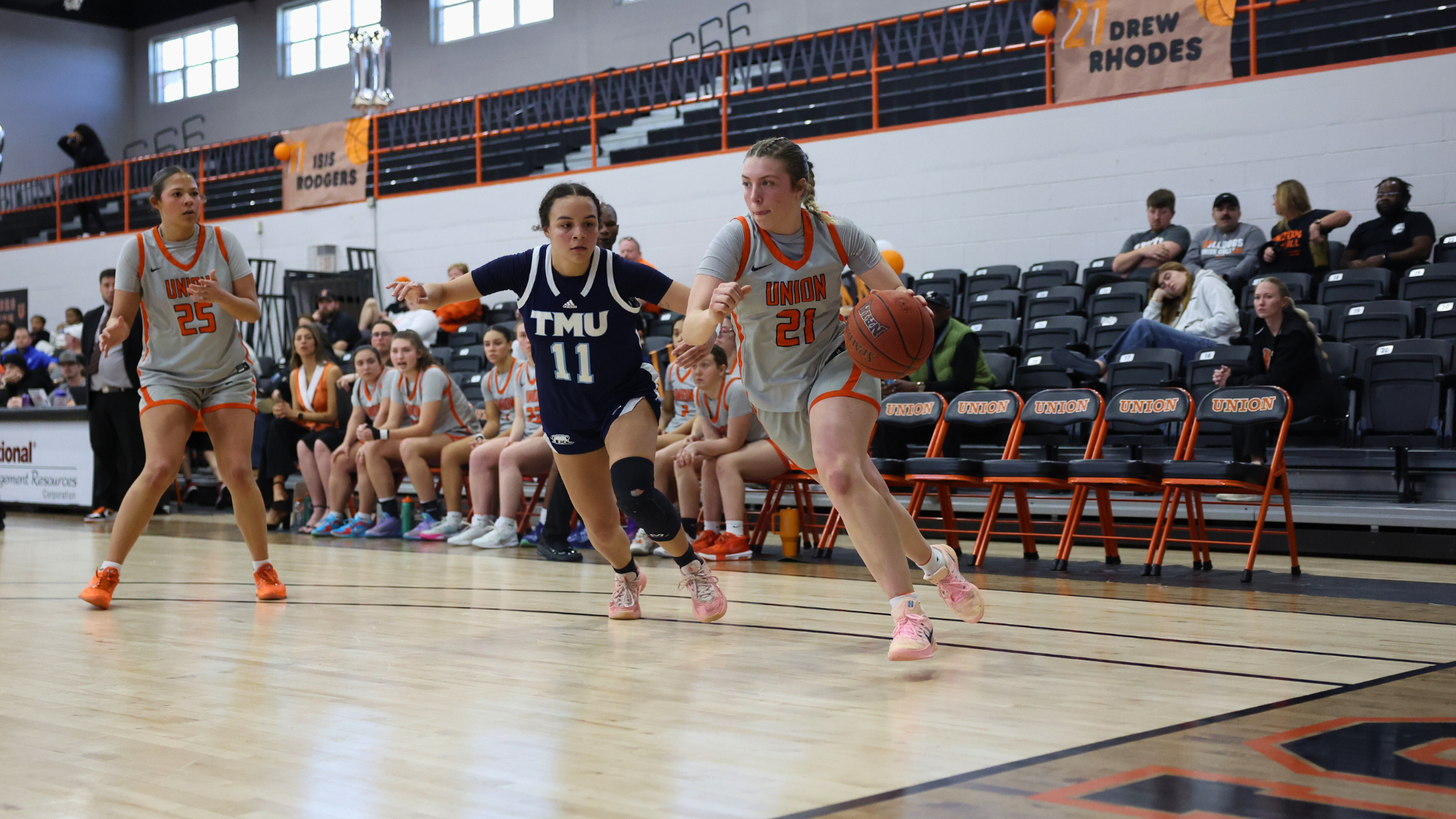 Union Women&rsquo;s Basketball Comes Up Short in 50-54 Loss to Truett